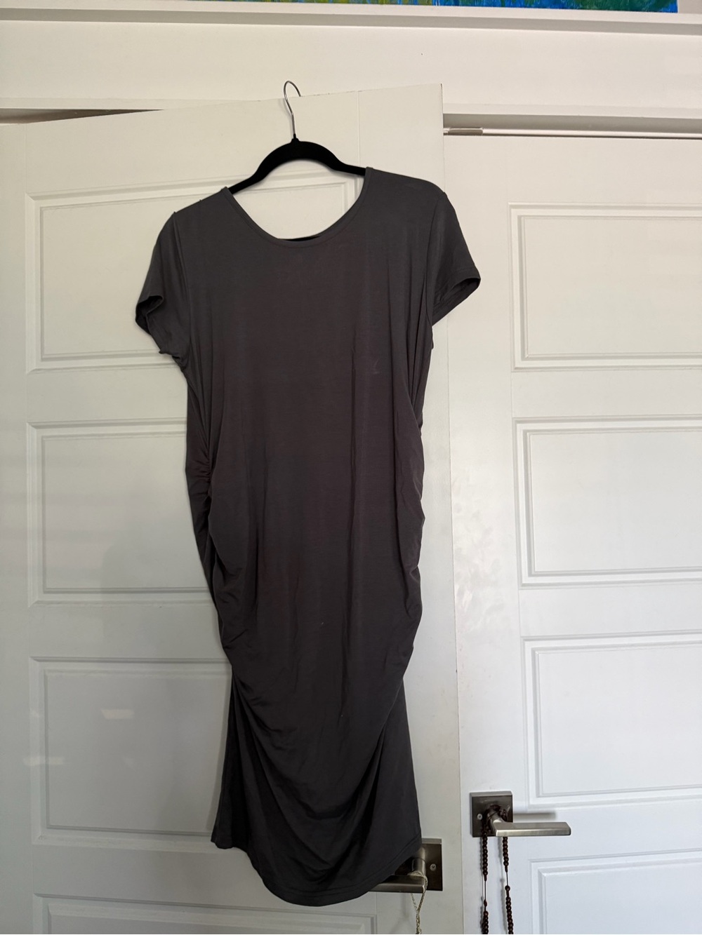 Everyday Short-Sleeve Midi Jersey Dress in Dark Gray